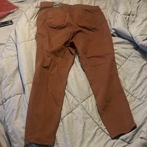 Brown skinny jeans from Torrid. Bombshell Skinny. Plus size. 22R. Never worn.